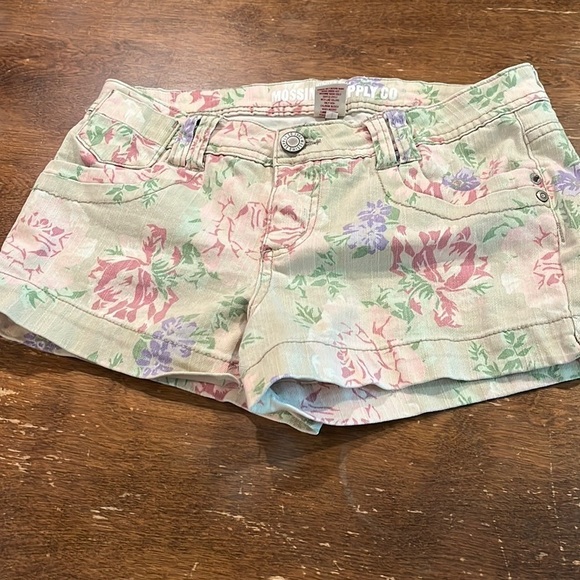 Mission Floral Jean Shorts - Picture 1 of 4